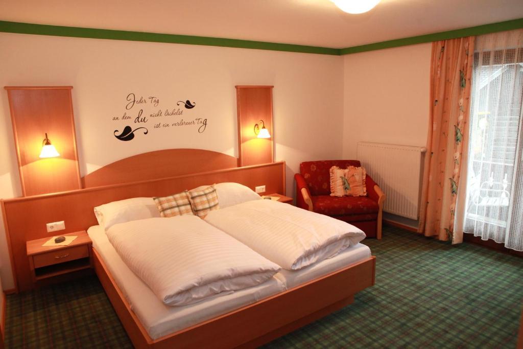 Gasthof Karlwirt Sankt Andra im Lungau ภายนอก รูปภาพ