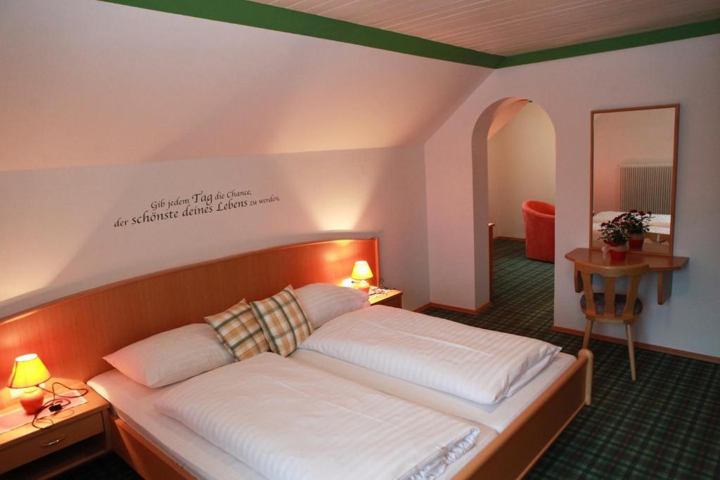 Gasthof Karlwirt Sankt Andra im Lungau ภายนอก รูปภาพ
